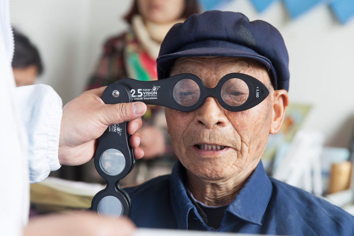 ~2.5 billion people are affected by poor vision globally.

<a href="/Essilor/">Dymensiou</a> aims to reach them through an innovative program that brings quality #EyeCare – and good jobs – to those in need.

bit.ly/2UHDYqV

<a href="/jayanthb/">Jayanth B</a> <a href="/SeeChange4all/">Essilor See Change</a> #ophthalmology #GlobalHealth #SDG3