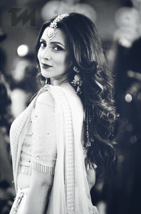 TeamMim's tweet image. Miss Beautiful @Mim_Bidya ❤😍
Good Morning everyone. 😊
#RT