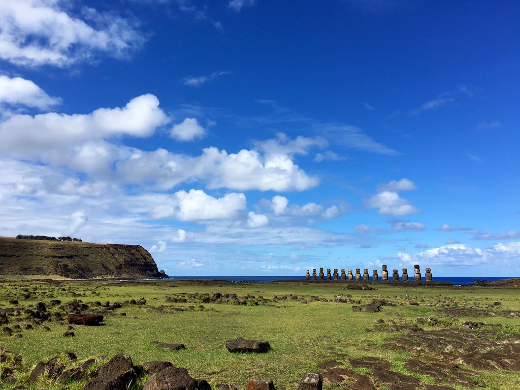 Tomlangs's tweet photo. #Easterisland was incredible.

Time for a change of scenery and temperature. 
South to #Patagonia and #Torresdelpaine 

#EasterHolidays https://t.co/G4Z0s0xXDK