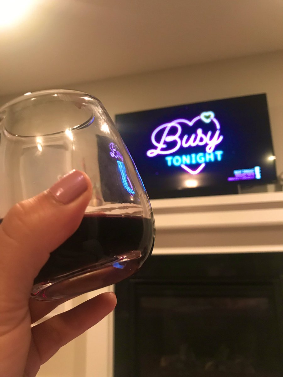 yellowbanans's tweet image. I’m #BusyTonight