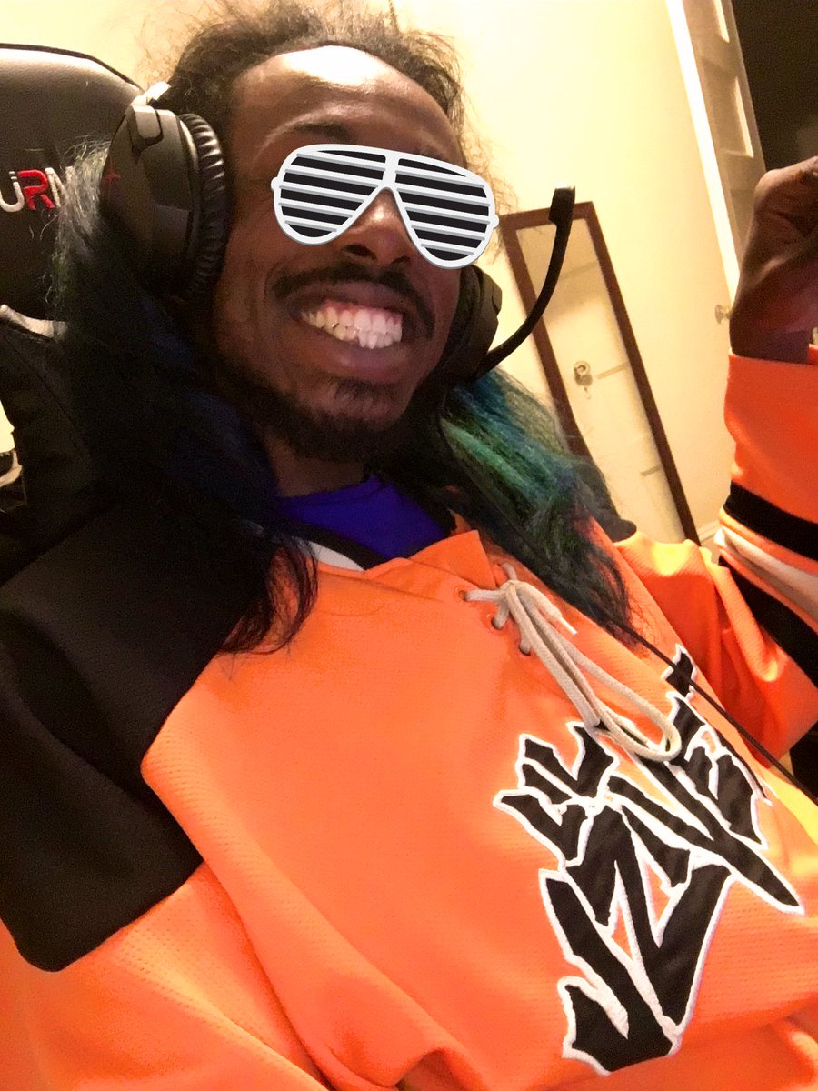 mostelitegaming's tweet photo. Game chair hype in the chat thoπ #MostEliteGaming follow @TheMostElitePod on #YouTube also #wegonemakeit #poisonousyouth #eserlives #meg #anime #anibae #nowaifunolaifu #freeuzi #phillyphilly #fillybread https://t.co/vqOFG6oDm3