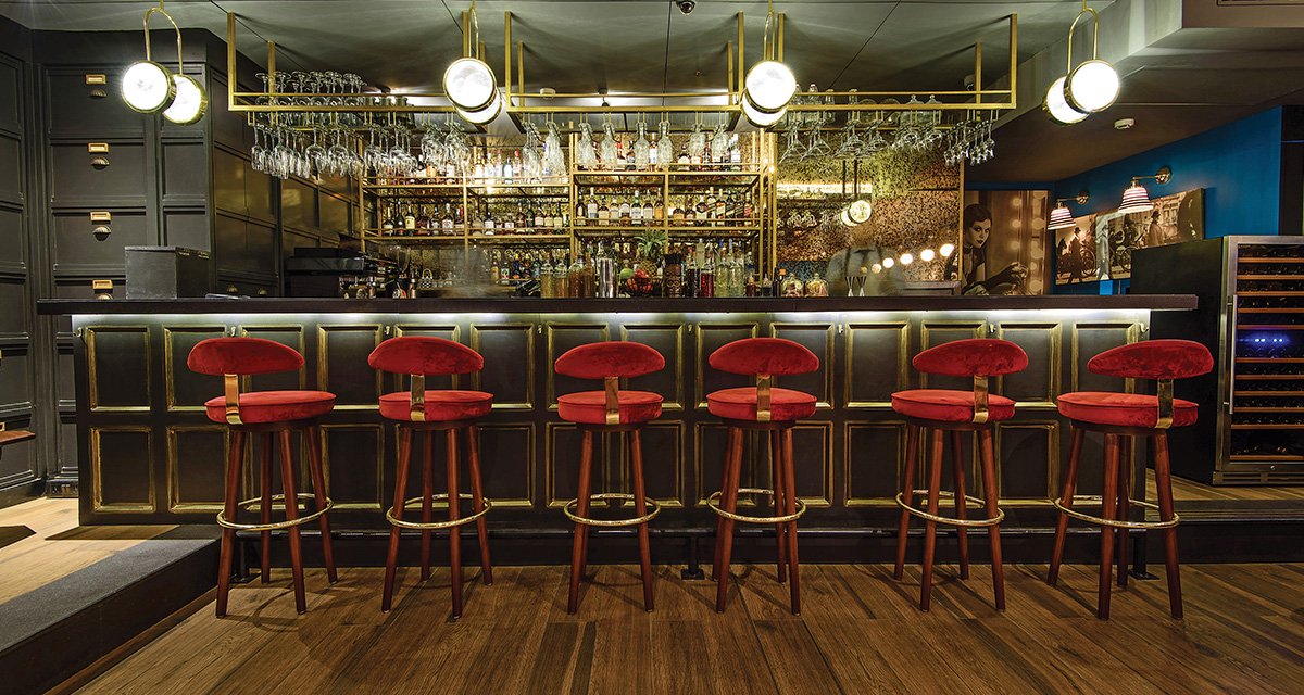 fhmindia's tweet image. Head to Lock &amp;amp; Key for its retro ambience and relish the taste of classic creations with a modern twist. Hit fhmindia.com to read more. 
#fhm #fhmindia #lockkey #bar #lounge #barreview