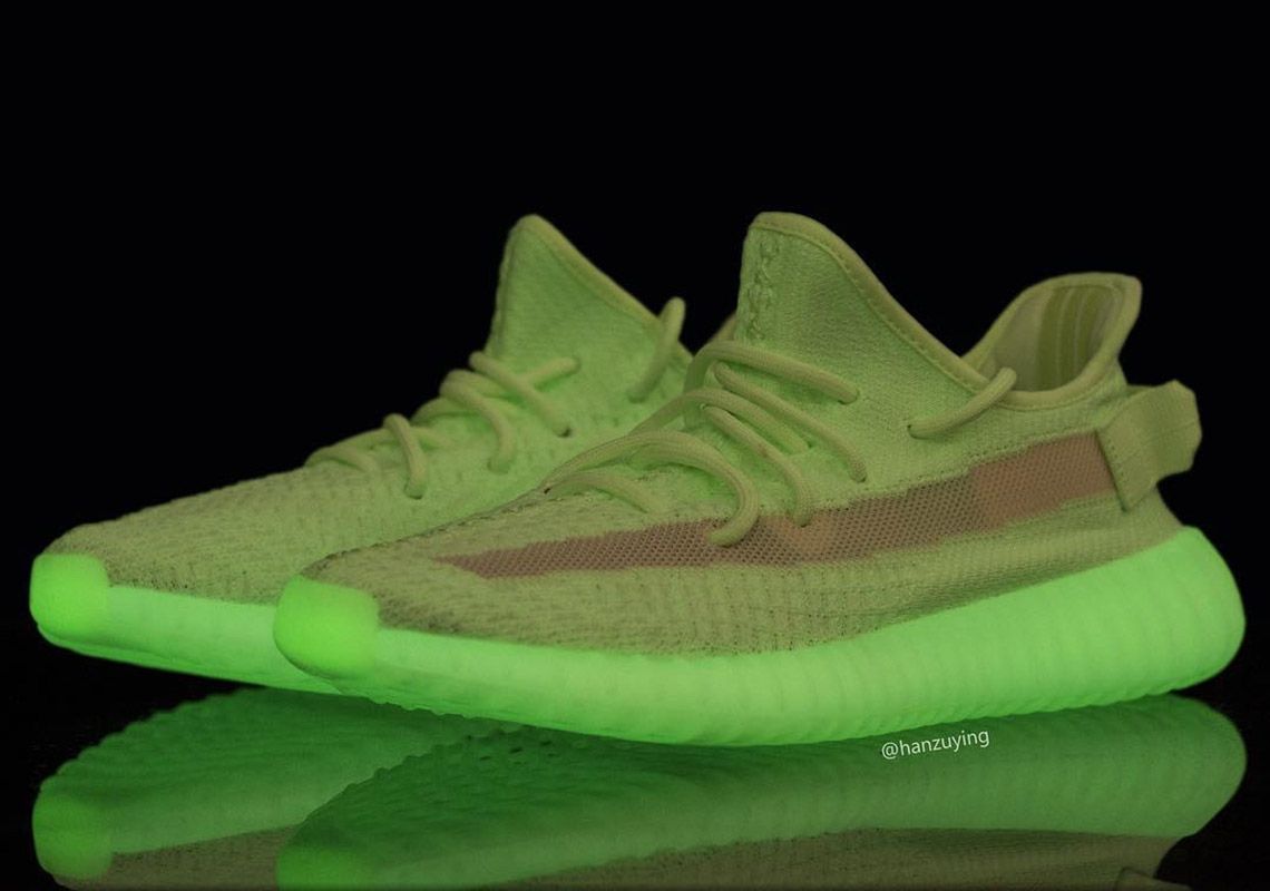 Yeezy Boost 350 V2 Glow In The Dark Green Raffles The