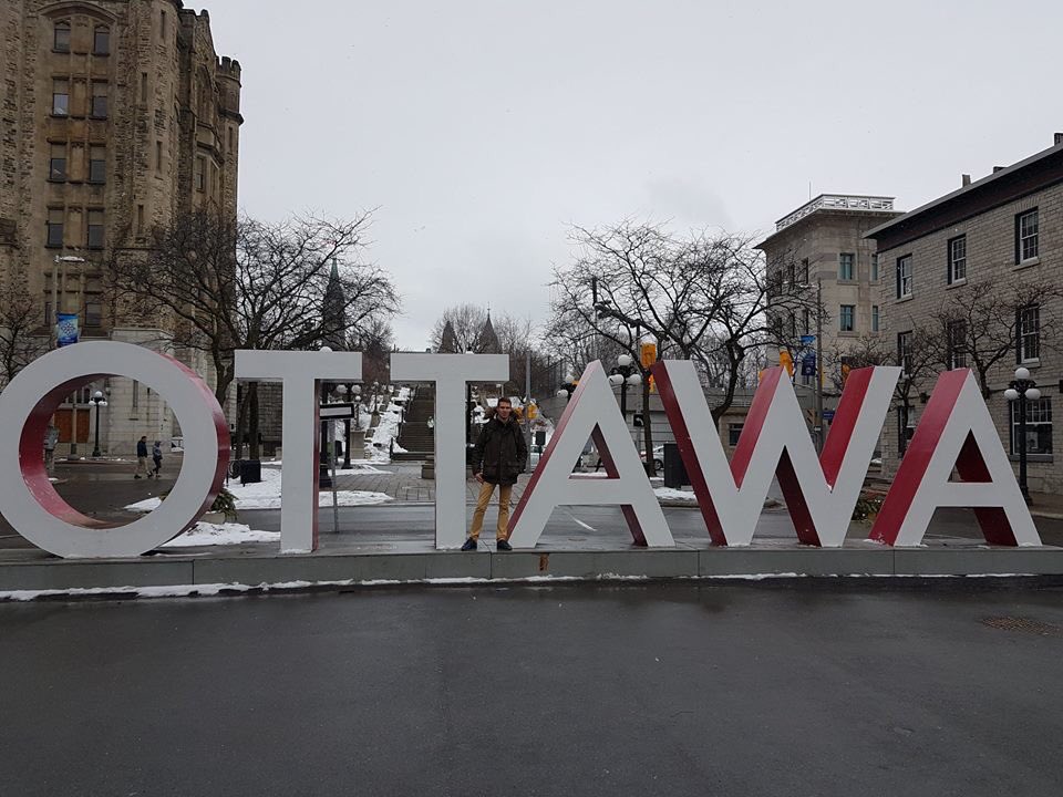 IUTunivpoitiers's tweet photo. Romain nous donne un aperçu d’Ottawa sous la neige.
Nous lui souhaitons un beau séjour et un bon stage chez Statistique Canada.
#IutStid #Niort #Stage #International https://t.co/v6frYnWJZv
