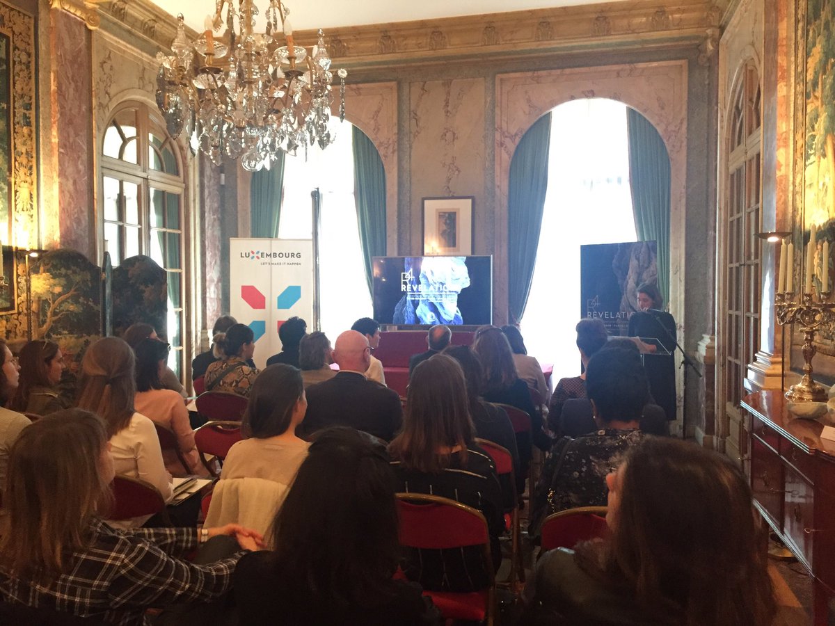 33 pays seront représentés à #revelations du 23 au 26 mai prochain <a href="/GrandPalaisRmn/">Le Grand Palais</a> <a href="/AudeTahon/">aude tahon</a> mais aussi dans @paris avec des événements hors les murs #ateliersdartdefrance