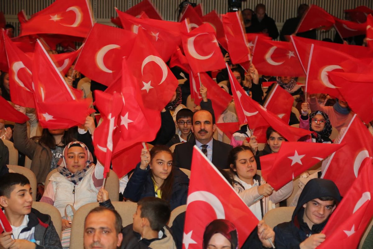 Uğur İbrahim  Altay