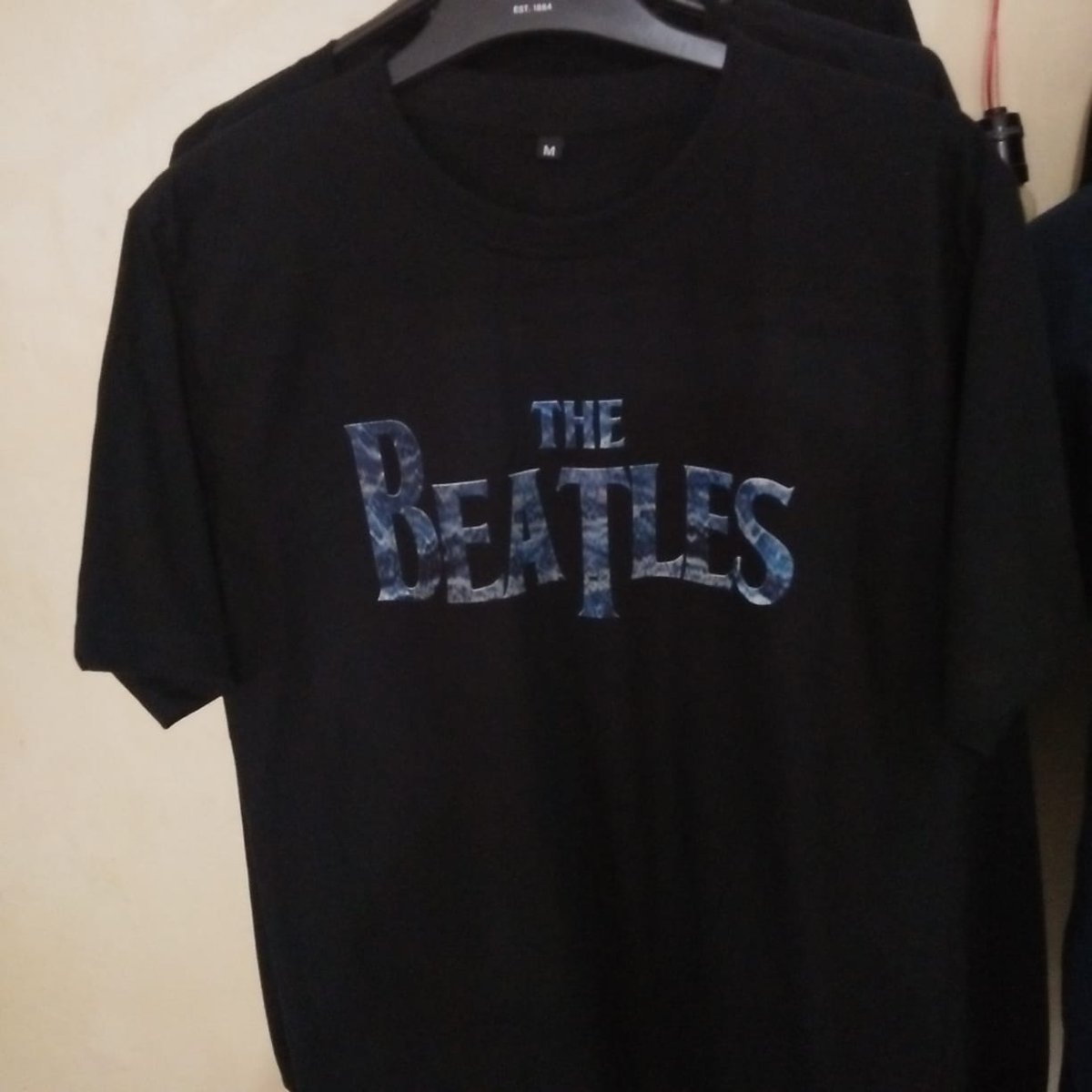 halonahector's tweet photo. Beberapa orderan kaus kemarin sudaahh jadi!! 🙌 kalau kalian punya desain sendiri/request warna, size dll BISAAA!! Boleh tanya2 dulu kok kak 😀🙏 https://t.co/w0iV6EPzsf