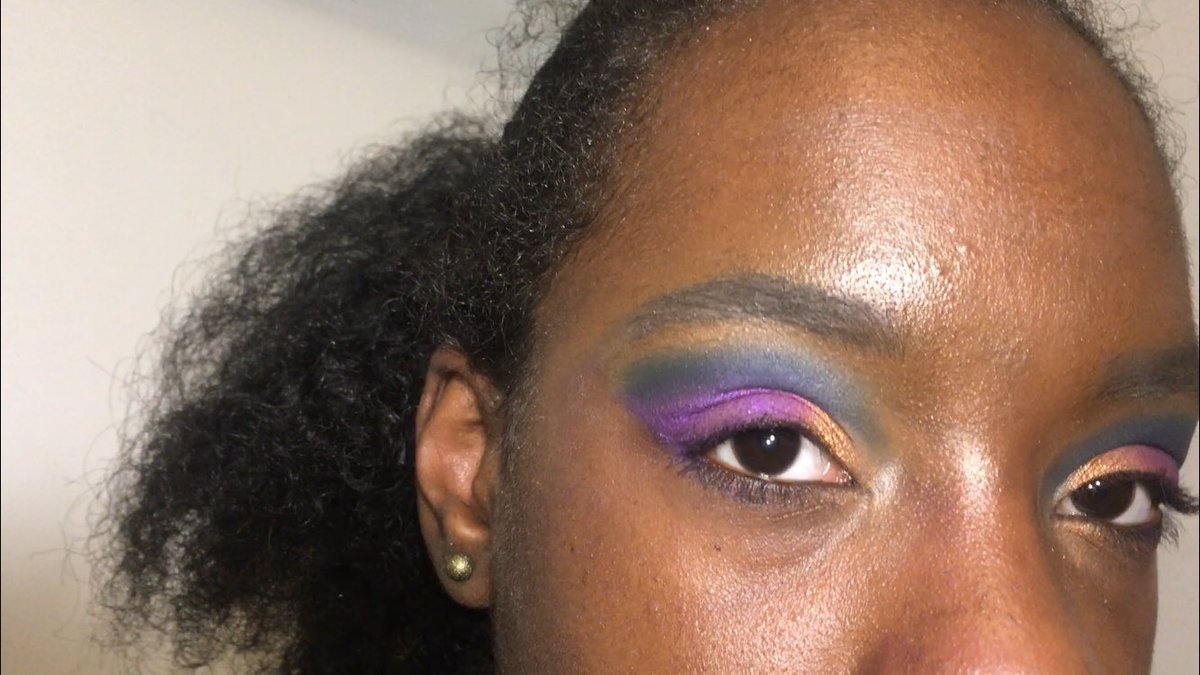 niglizzyy2x's tweet photo. @badazzcosmetic #badazzprsearch https://t.co/5BpqF2cNgF