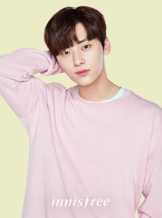 황민현_THAILAND!♡ tweet media