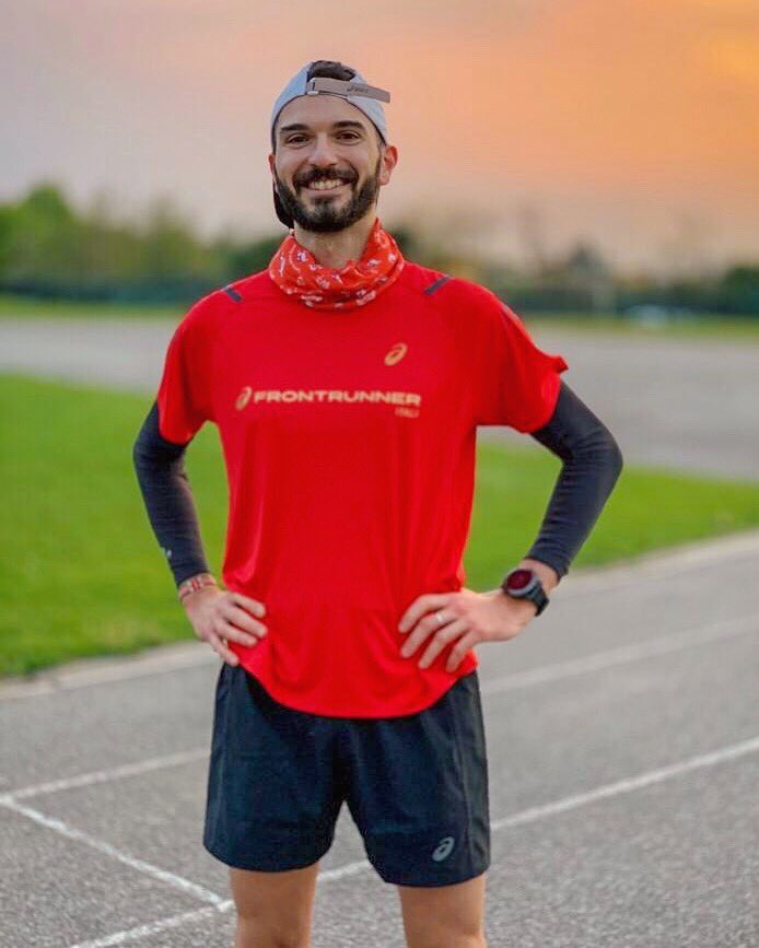 #IMoveMe #ad
É un periodo buio per il fisico. Ma correre in compagnia prima dell’alba é stata un’iniezione di fiducia.
Ps: ma quanta carica danno i colori della nuova collezione #InnovationInMotion di @asicsitalia?!
@ASICS_FR <a href="/runlovers/">Runlovers</a>
#ASICSFrontRunner #ASICSFrontRunnerItaly