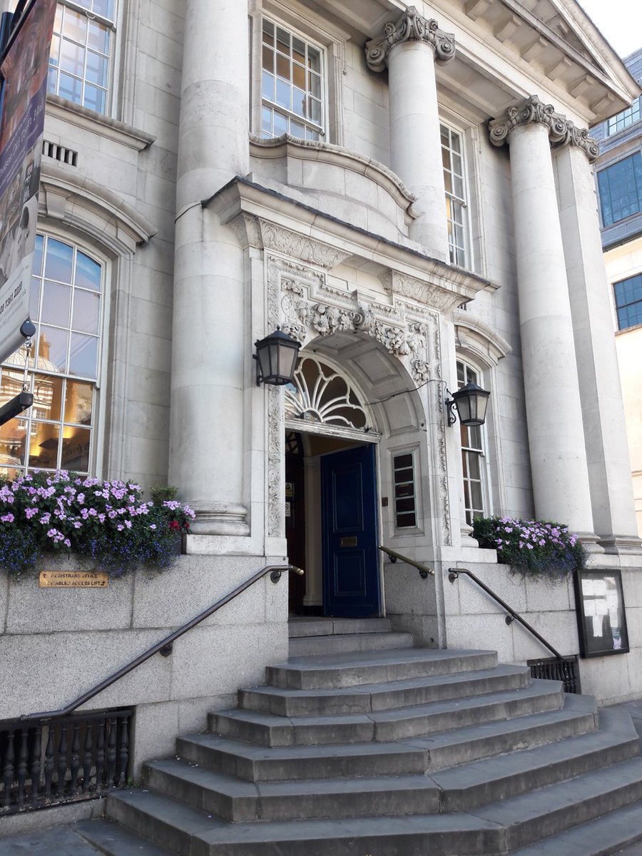 StorytimewithAC's tweet photo. Can't believe my #EasterLibraryTour2019 is almost over! I do feel excited though to be back at #ChelseaLibrary again #ThisMorning 11am! Can't wait to see how my last group of #children react to my #Easter #StoryTime!🐥

Info: https://t.co/0gTLGbBL7z

#visitlondon #Londonislovinit https://t.co/9FKVfgA01c