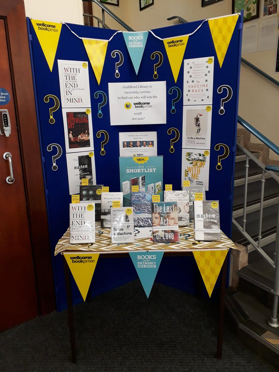 MrPB_Esq's tweet photo. @wellcomebkprize :-)
Look what #GooglePhotos have reminded us of a year ago!
Our #CuriousDisplay!
We loved celebrating #WBP2018 in #MyLibrary so much and have the happiest memories of being at the @5x15stories event!
Still #IncurablyCurious, we're loving following #WBP2019! https://t.co/Z2eUGrQ4Mu