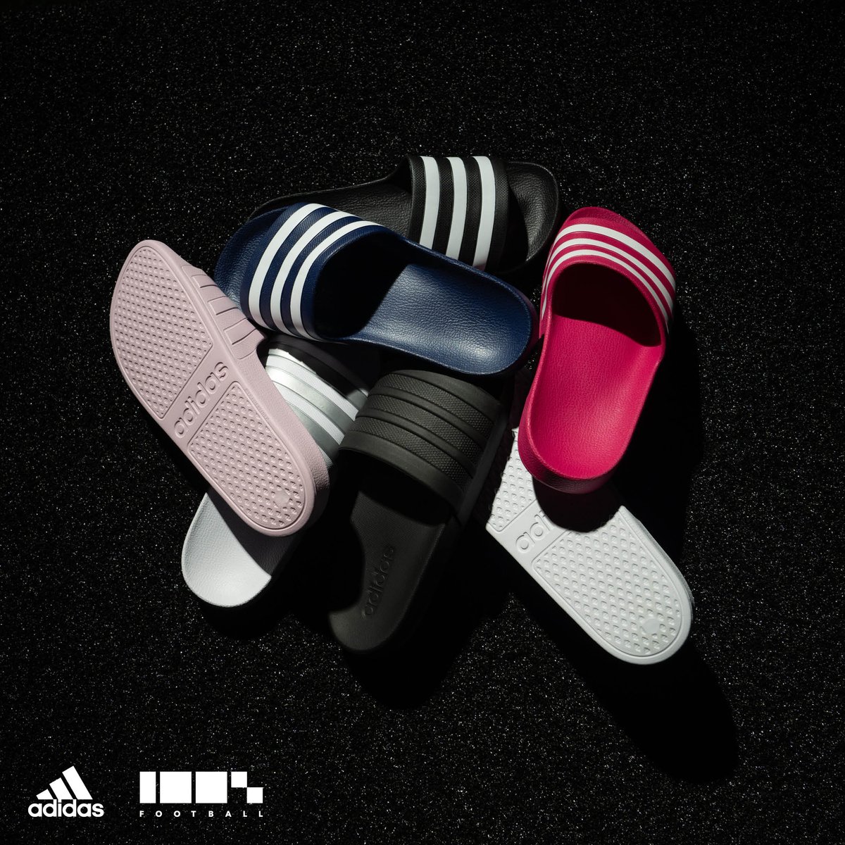 Er komen zonnige dagen aan. 😎 ☀️ Hoog tijd om de slippers tevoorschijn te halen! Shop de adidas Adilette bij 100% Football: 100voetbal.nl/accessoires/sl…