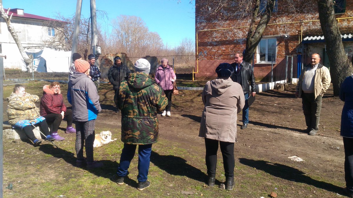17.04.2019 года прошло собрание с гражданами в п. Степной. Присутствовало 22 жителя. Обсуждались вопросы: ремонт дороги по программе "Народный бюджет"; несогласие с тарифами на вывоз ТКО; капитальный ремонт мкд; пожарная безопасность в весенне-летний период.