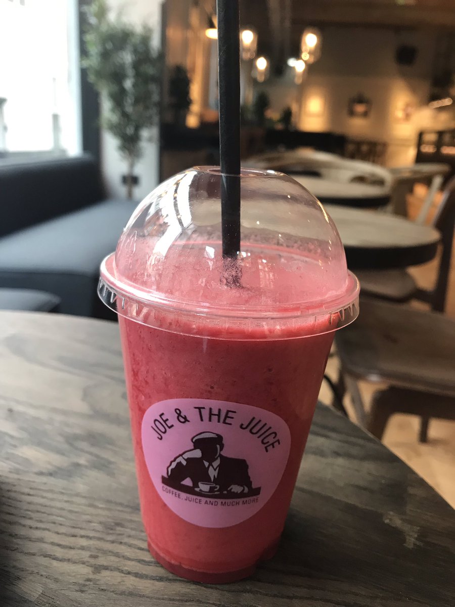 DerrenJohn's tweet photo. Refreshing start to the day #Fresh @Joe&TheJuice #London #NorthRow https://t.co/BjsZhfr1AX