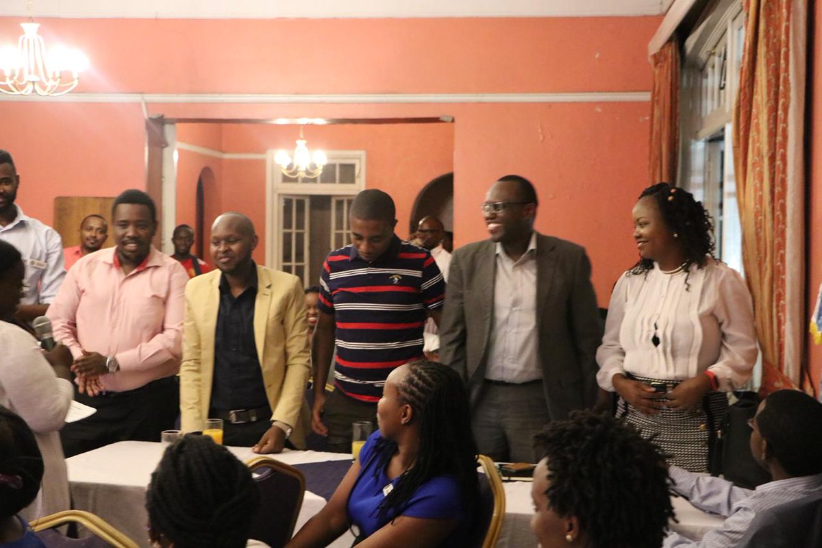 TheBookBunk's tweet image. Thank you for a fantastic evening of such good vibes @RCLangata! 
Photos by Paul Phillipa here: bit.ly/2UlPbZr 

Happy Easter weekend!