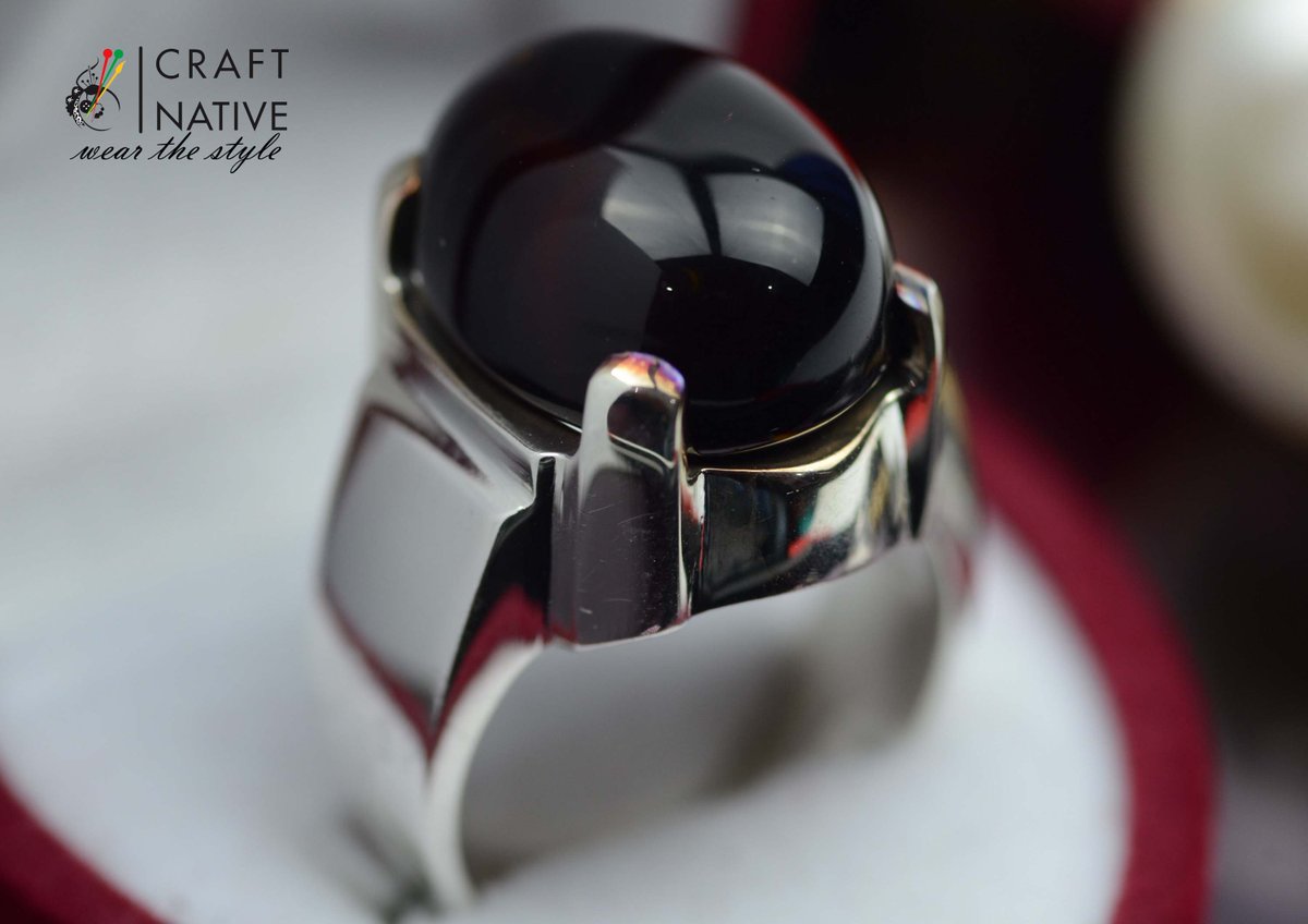 craft_native's tweet image. Aqeeq Ring, Red Agate, Blood Red Aqeeq Ring, Habshi Akik Sterling Silver 925 Carnelian, Artisan Ring.
#Aqeeq #Gemstones #Agate #RedAgate #BloodRed #Menswear #Timeless #HandmadeRing #Carnelian #ArtisanRing #MensRings #SterlingSilver925 #ForHim #Darazpk #Etsy #eBay #OnlineShop