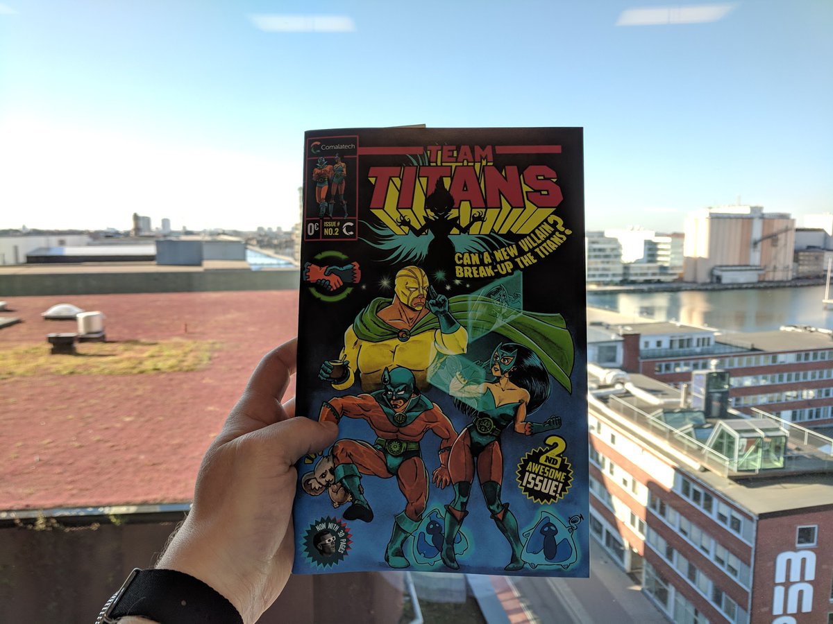 dotmartin's tweet photo. it has made it across the Atlantic! My #kingcomala collection is once again complete. Cheers @comalatech! https://t.co/Bg94MvSO8Y