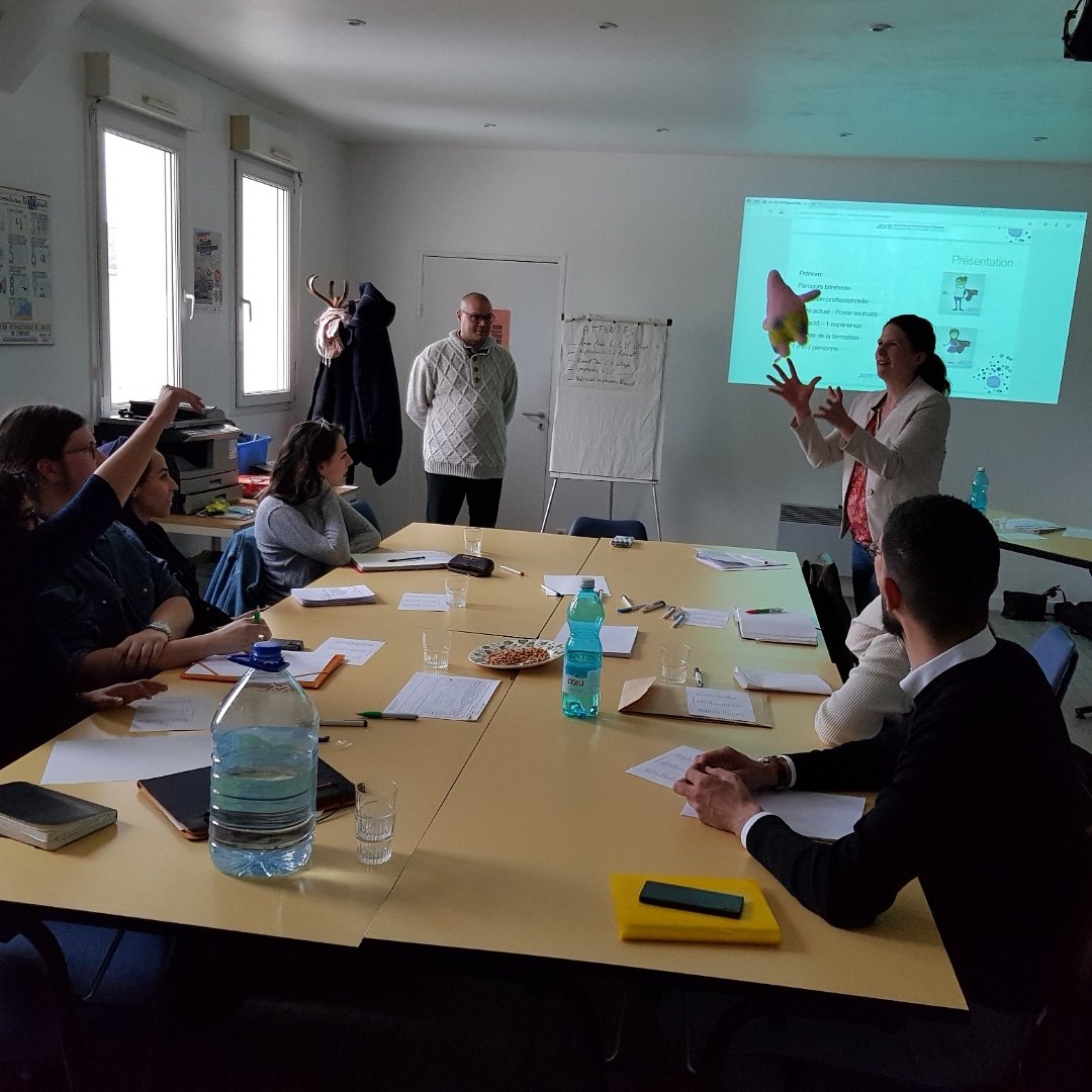 Cette semaine c'était formation CV citoyen à la JCE du Mans. 7 de nos supers citoyens ont pu mettre en valeur leurs savoir faire et leurs savoir être développés lors de leurs heures citoyennes ! #cvcitoyen #supercitoyen