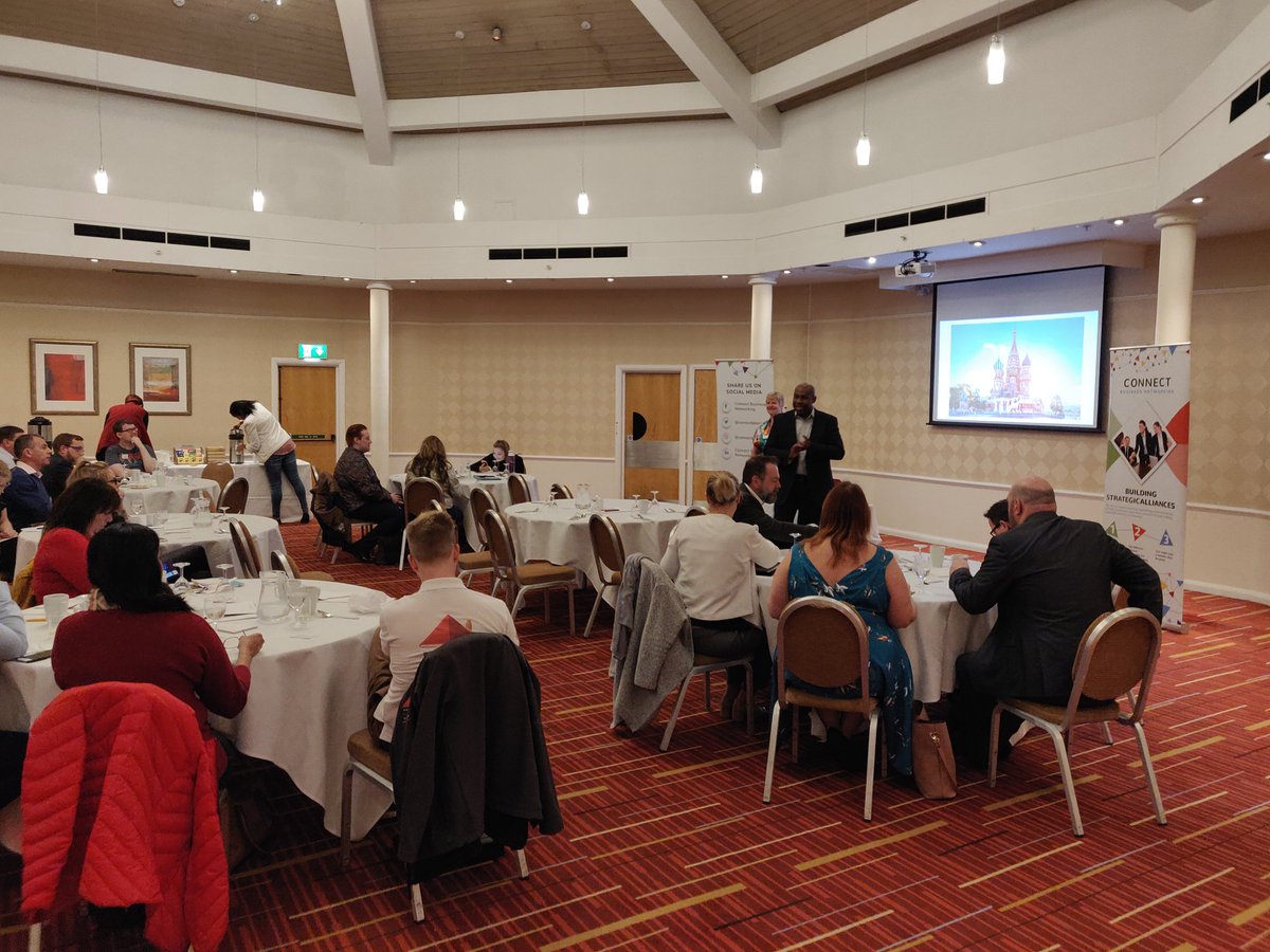 Standing in for @Career_Juice at <a href="/connectpboro/">Connect BN</a> this morning. Great crowd!