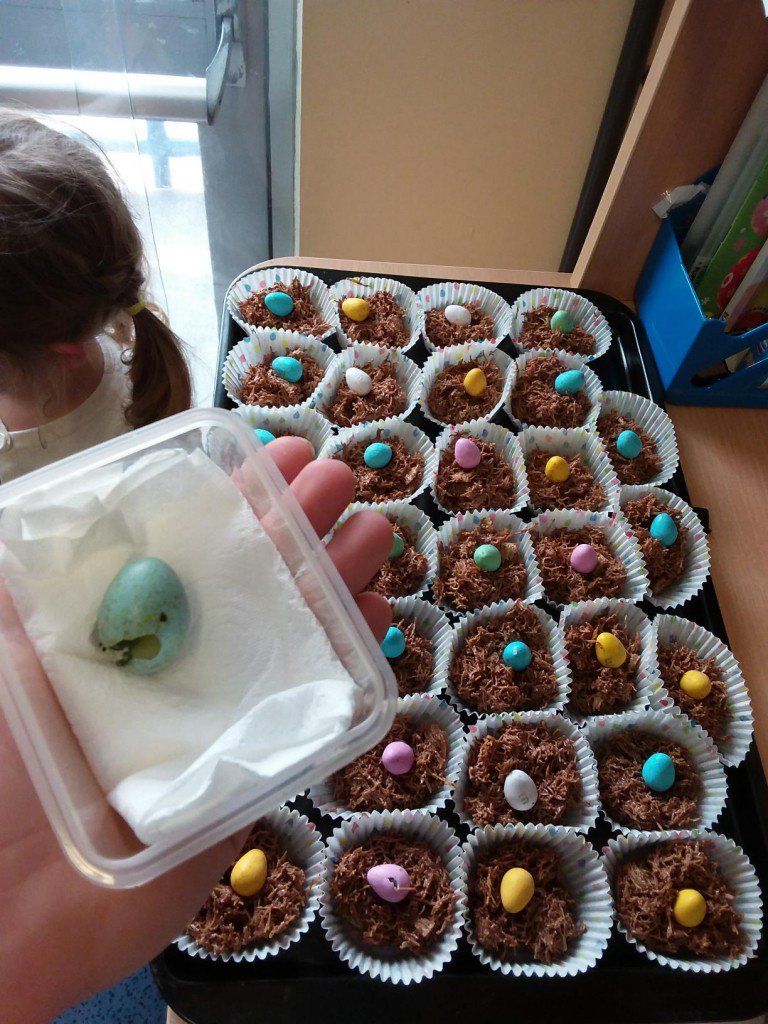 YellowdotNorthBaddes tweet media