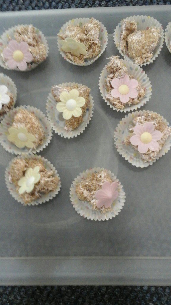 YellowdotNorthBaddes tweet media