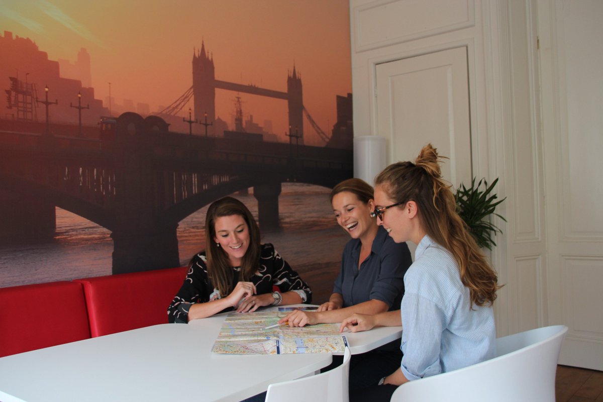 Bouw mee aan onze droom! Wij zoeken 2 nieuwe collega's op sales en operations voor het organiseren en verkopen van impactvolle bijzondere buitenlandse schoolreizen. Zoeken wij jou? Of tip jij onze nieuwe collega? Check: travelinventive.nl/vacature