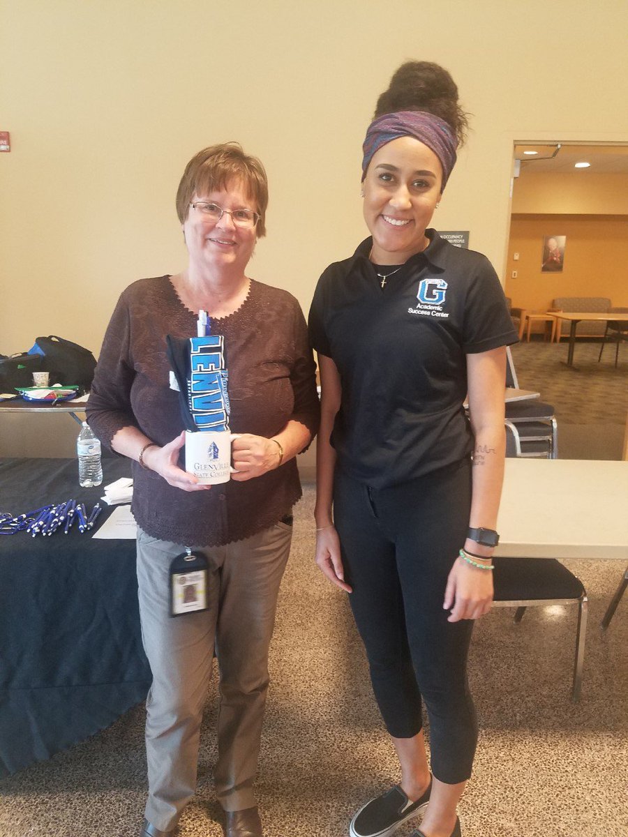 GSC_ASC's tweet image. Congrats to our winners at the #PIONEERYOURFUTURE Spring 2019 Career &amp;amp; Grad Expo yesterday!!! 😁✨