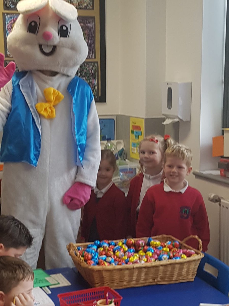 PtaHuntington's tweet photo. The Easter bunny has been https://t.co/00O0FWXhol