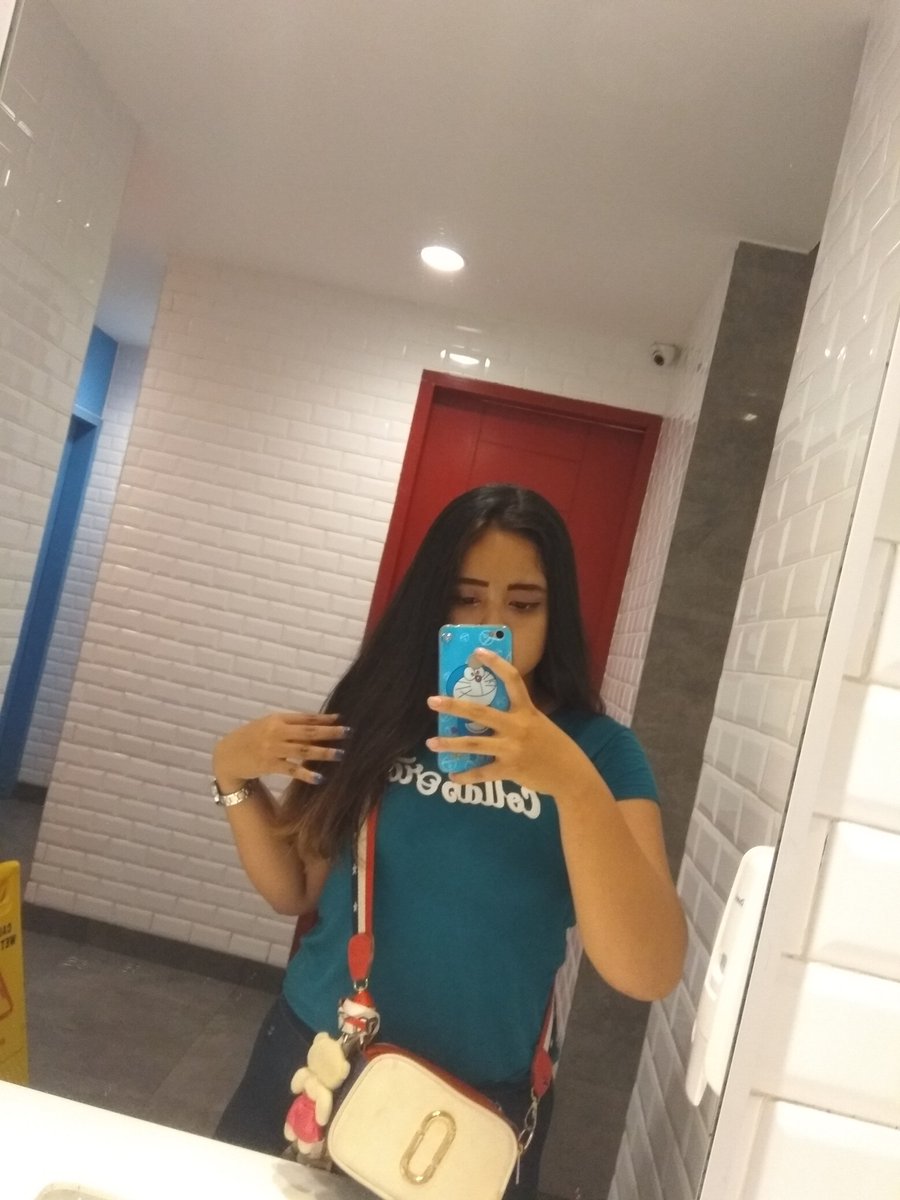 Indri0216's tweet photo. Ready bos ku ,kuyyy merapat. Jejak?wa 081584099478 😍
#AVAIL4BOOKING #availvcs #availBSD #availSERPONG #openvcs #openBOtangerang #availtangsel #ceweknakal #cewekbookingan #CewekSeksi #botangsel #vcscolmek #vcsreal #vcsmurah #vcscrot #botangerang #Bookingantangerang #openBOjaksel https://t.co/hvOClZRqj5