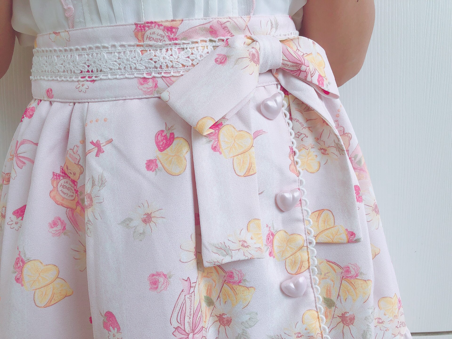 LIZ LISA ハートレモネードスカート PRE-ORDERS🌟】 The very cute💞 'HEART LEMONADE' dress