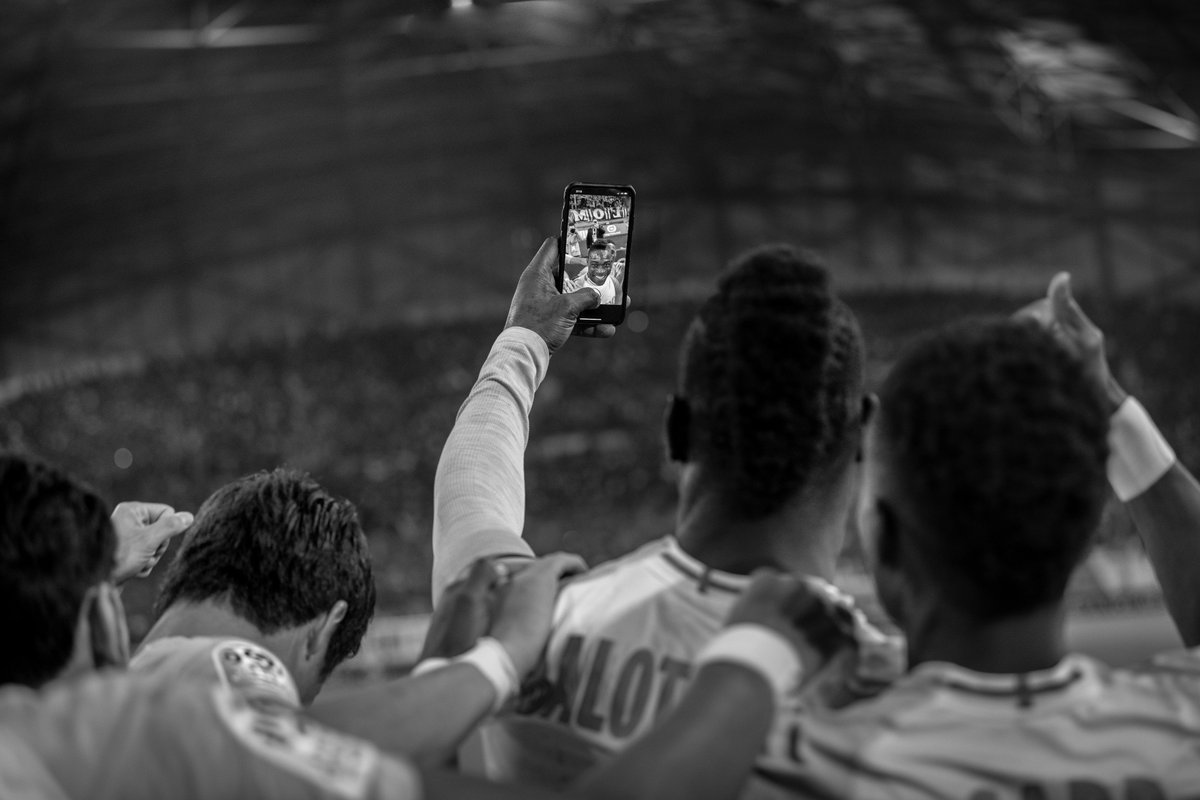 OMtv's tweet photo. 🚨 Rappel 🚨
⠀
Toute l'actualité de l’Olympique de Marseille, c’est par ici 👉 @OM_Officiel https://t.co/5sgAdbWAUd
