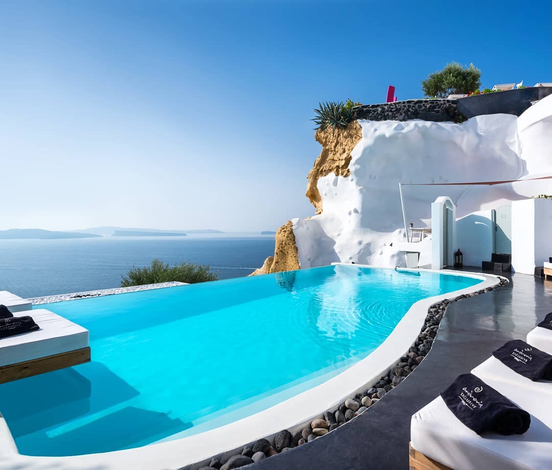 We are thrilled to share that Andronis Luxury Suites, Andronis Boutique Hotel &amp; Andronis Concept are nominated for Condé Nast Traveler Reader's Choice Awards in the category of 'Hotels &amp; Resorts'! Show your 💙 and cast your VOTE  ➡️ bit.ly/2Ih27NA