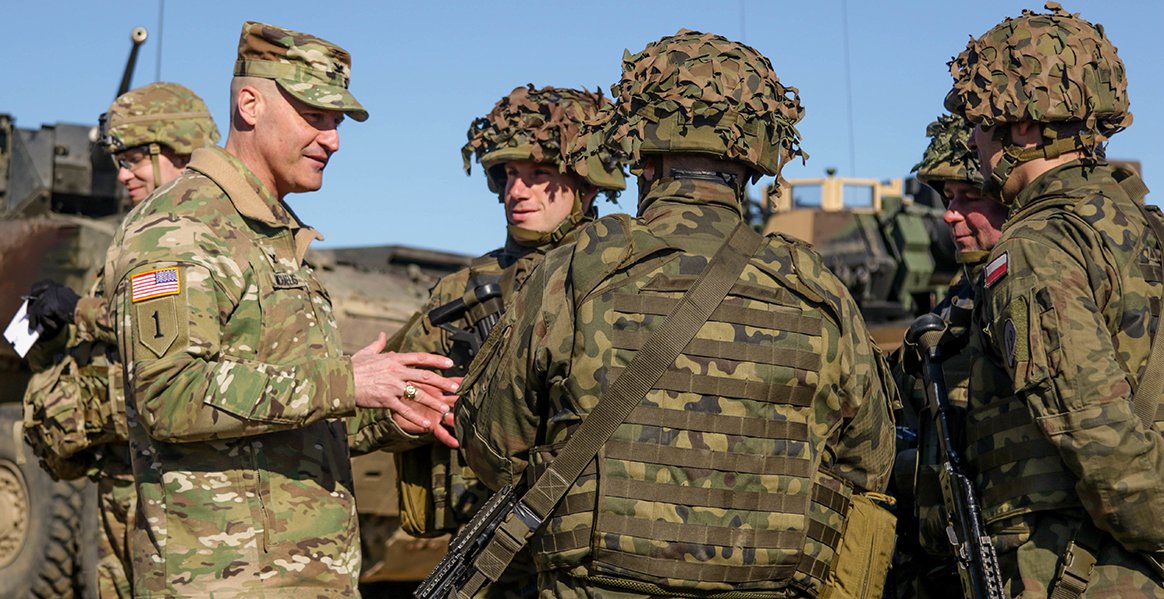 USArmyEURAF's tweet photo. πΊπΈ & π΅π± Soldiers participate in a live-fire exercise and a static display of armored military vehicles in support of Dynamic Force Employment 2019. Read more https://t.co/TwvkCVdhbA @USArmy @USEUCOM @USEmbassyWarsaw @FightingFirst @1stArmoredDiv @Poland_MOD #StrongEurope #DFE19 https://t.co/OOYffGQgGQ