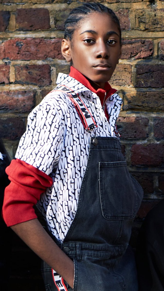 King Ché x Mini Mode <a href="/King_Che9/">Che Mario Esson</a> <a href="/minimode_lkfw/">minimode2017@gmail.com</a> 🥰🥰