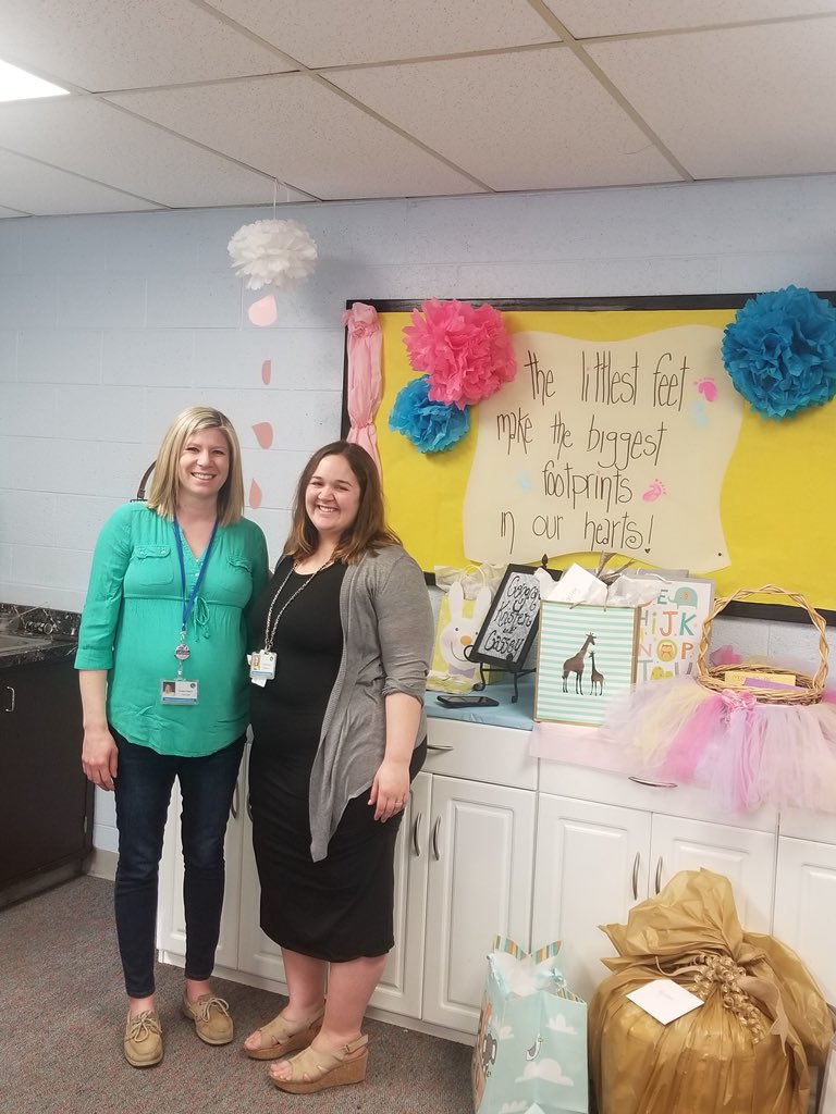 LLEWIXOM's tweet photo. Showering our mommas to be! Two new Loons due this spring and summer. ❤️@casseynmarshall @WalledLkSchools https://t.co/9JeYW6GByK
