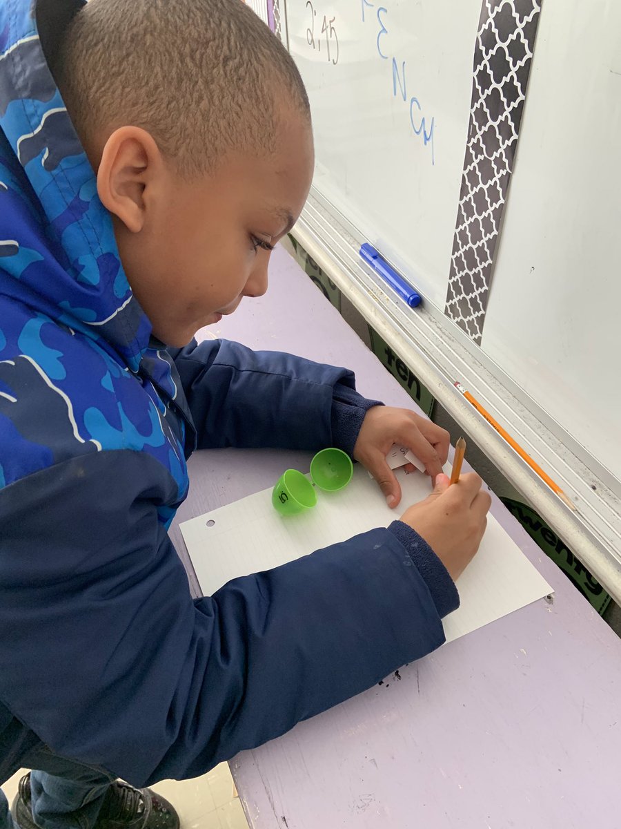 JohnMacNeil42's tweet image. Easter egg hunting for decimal division math questions #SeeWhatIAmLearning @HRCE_NS @HRCE_Math