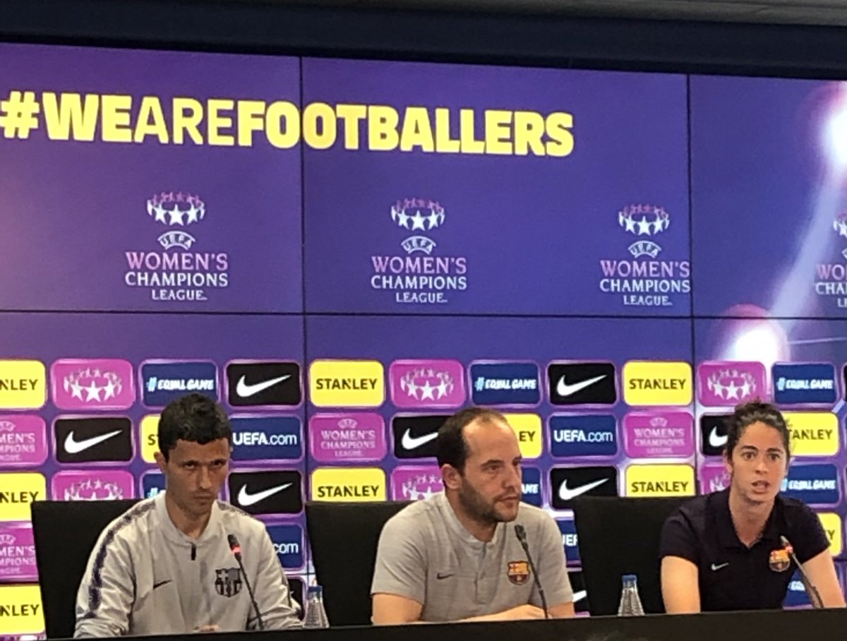 🎙RDP Lluis Cortés: “Hemos de ser valientes, si tenemos que morir; moriremos con nuestras ideas y nuestro estilo.”
#FCBFemeni #wearefootballers