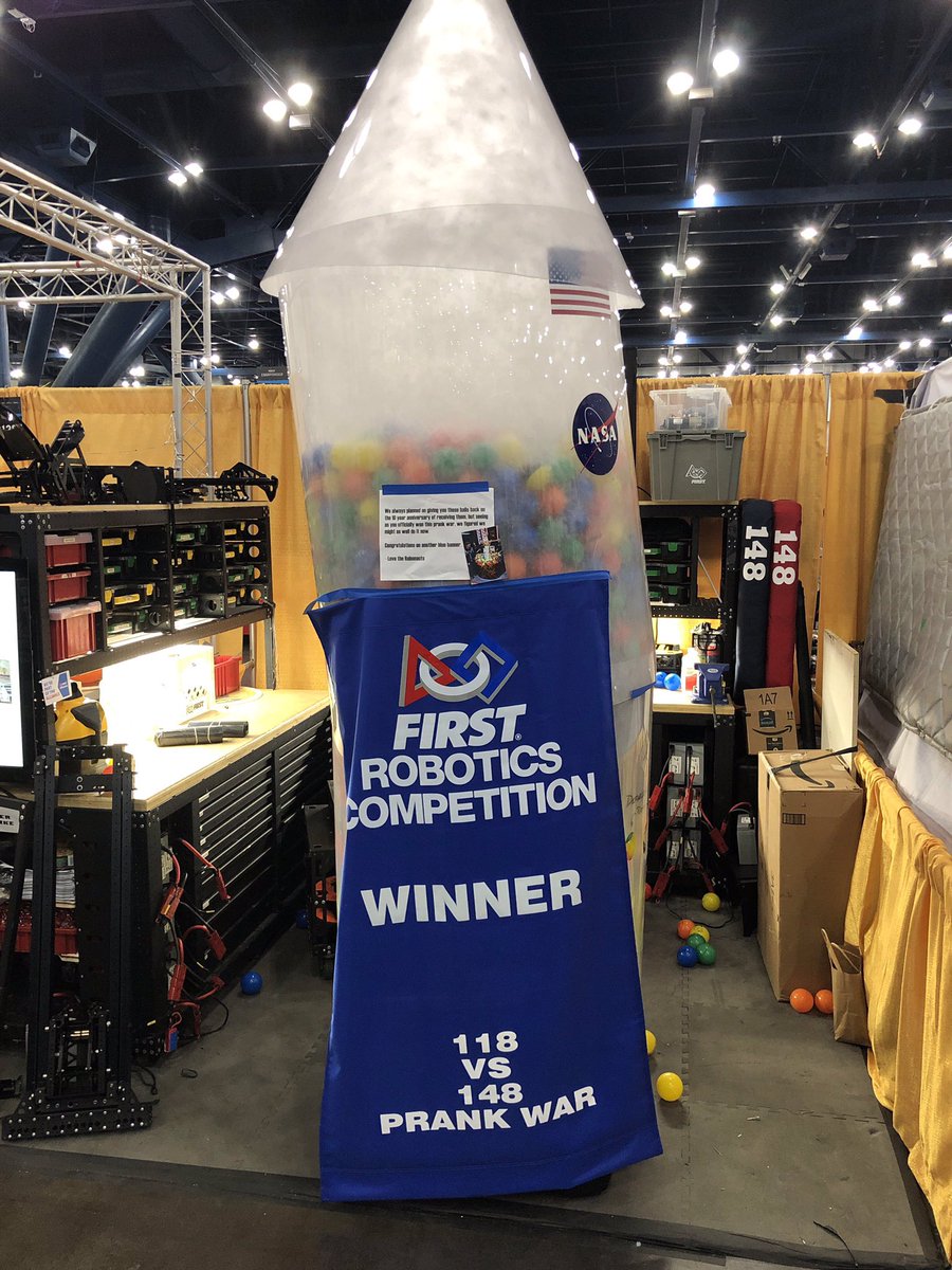 Robowranglers 148 tweet media