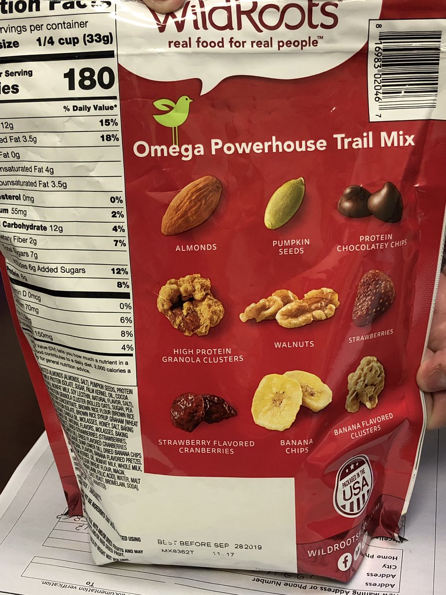 LifewithKeeks_'s tweet photo. Shoutout to @kneecole1102 for putting me onto these bad boys! You can find them on Amazon && Samβs Club. For the 24oz, Samβs club is cheaper. Today I had pumpkin seeds for the first time βπΎ. #PEPINAS #breakfastsnack #thursday #fitness #trailmix #weightlossjourney #snack https://t.co/Q3DCeZuUur