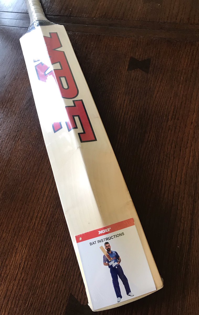 Allthegear99's tweet photo. Another beast of a bat! The MRF Chase Master as used and endorsed by Virat Kohli himself. Stunning piece of willow, lovely grains, sublime pickup and an exceptional ping. 

Price: £384.99
Weight: 2lb 9oz

#bestbats #cricket #kingpings #prowillow #mrf #tcs #thecricketshed https://t.co/Zzk5Y5Ve0w