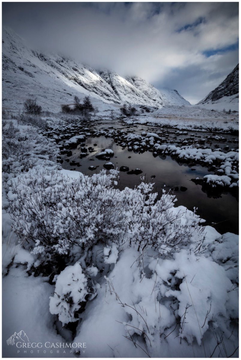 GreggCashmore's tweet photo. An image of The River Coe, Glencoe. Taken on my winter roadtrip in the Highlands.
https://t.co/s3aAAymKkf 
#Glencoe #Scotland #River #winter #snow #landscapephotography https://t.co/ubiLWzeYEX