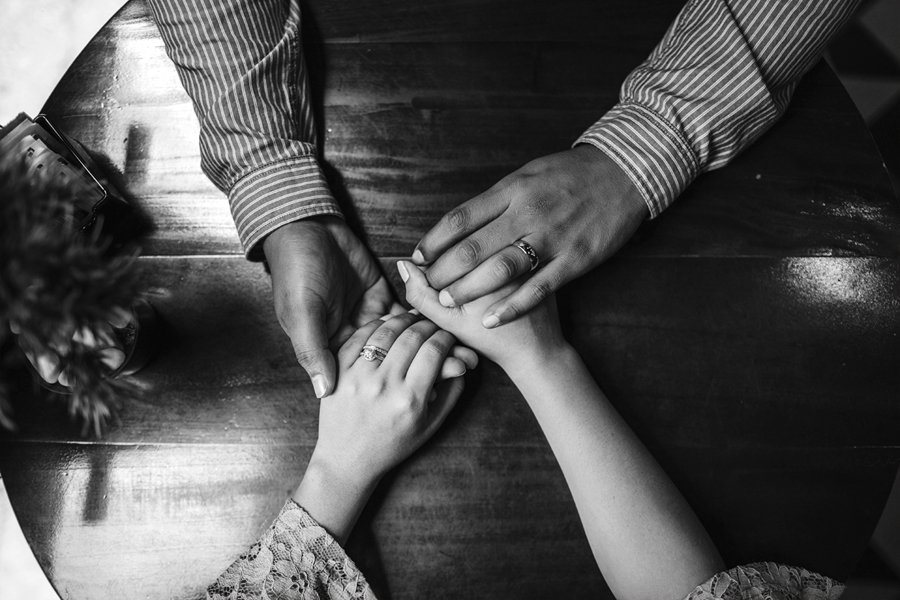 #OPINIÓ | Sobre l'afecte i la seva absència directa.cat/sobre-lafecte-… Un article de <a href="/JosepXifreRA/">J. Xifré Ramos Aubia</a>, psicòleg i terapeuta familiar i grupal