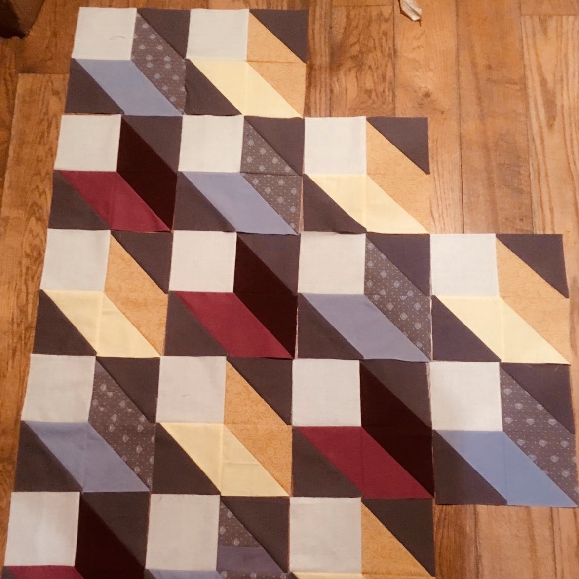 mck_beth's tweet photo. My stepmum was inspired by a mosaic in Beirut’s National Museum last year for the design on one of her patchwork quilts. How cool is this? https://t.co/Zqp0vRU0to