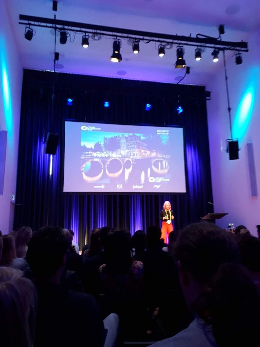 TalentAcqLive's tweet image. A misunderstanding about hypergrowth says @SophieTheen: it's not about getting as many people as fast as possible, but building the right kind of foundation. #talive19