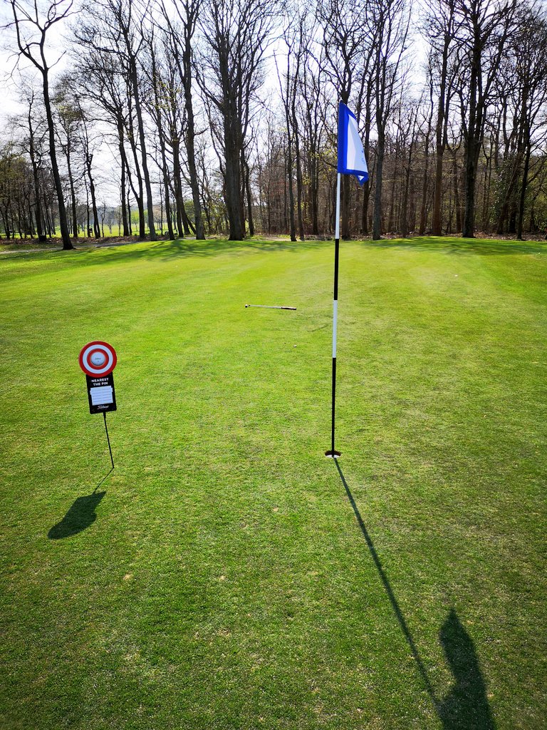BusinessFives's tweet photo. Robert Perrie from the @StewartShields_ team went closest to the pin on the 2nd Hole at yesterday's #Glasgow @businessfours #golf #GetItClose #YesHeGotHis2 https://t.co/Bn9EUnYq01