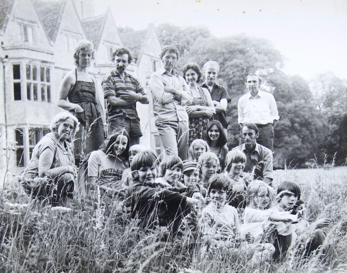 cbf_beerfest's tweet photo. A #ThrowbackThursday of the founders of #postliphall and the #beerfest - with Jan and Sandy peeking around the kids. Please share and tag any of the kids (now adults) that you know. https://t.co/ef4nUVWH7w