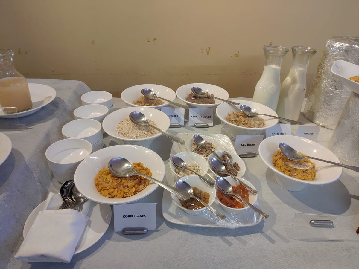 noor27kaur's tweet photo. #IndismartBreakfast a #fantastic way to learn how hotel industry works. Working in #foodandbevrerage department  #kitchen  was #superb I learned so much. I learned how to manage time and work under pressure. That's what our college teaches us. #leadingtowardsperfection https://t.co/GHnFenzr7E