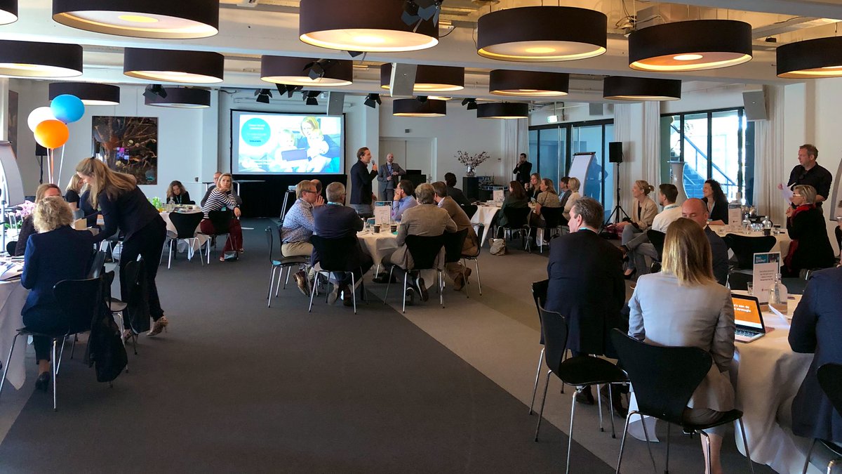 Boot Camp Digital Strategy olv Rutger Zonneveld <a href="/Google/">Google</a>. Met experts vanuit <a href="/bol_com/">bol</a>, <a href="/Kegaretail/">Kega</a>, <a href="/IBM/">IBM</a>, <a href="/Comarch/">Comarch</a>, <a href="/Yourzine/">yourzine</a>, <a href="/OrangeValley/">OrangeValley</a>, @okbetalen. #WGOIR