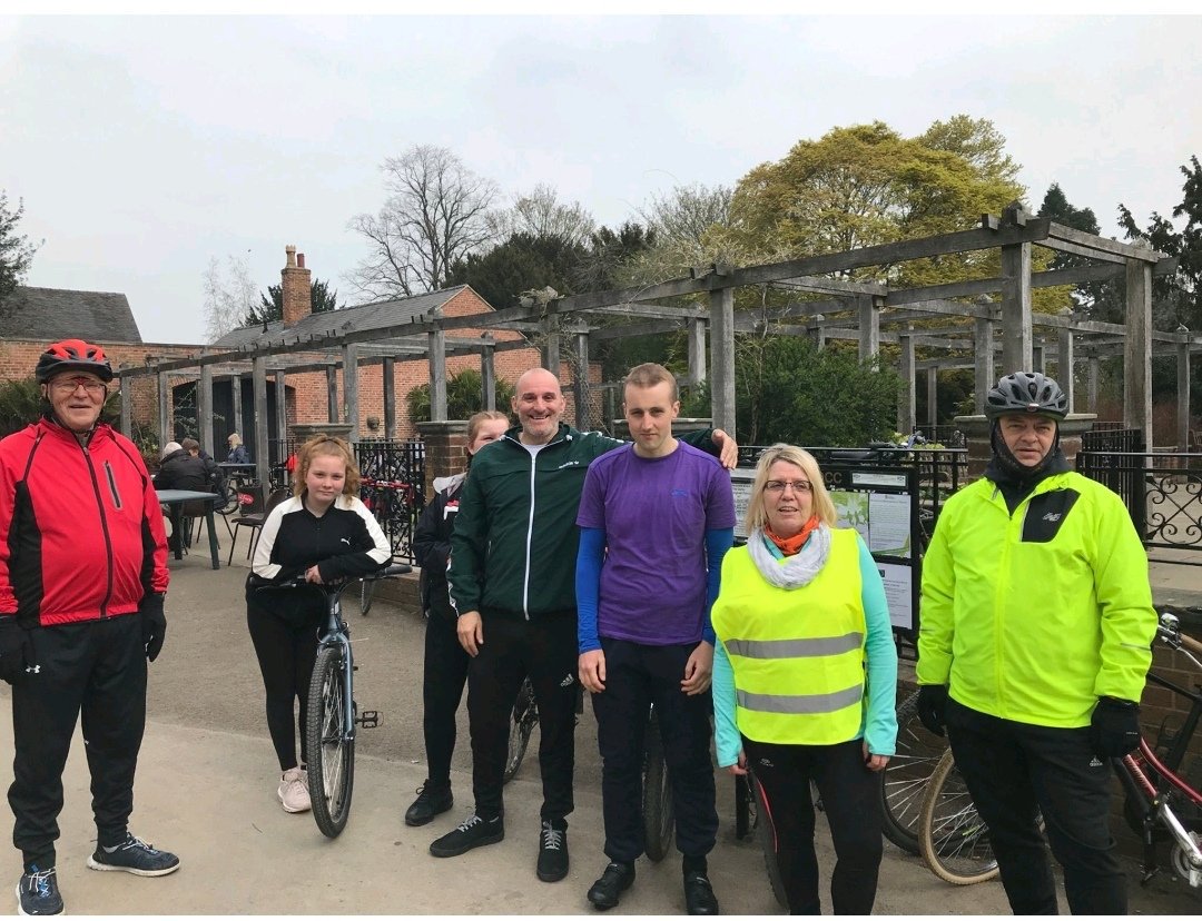 Tuesdays livewell cycling group. Nice steady ride to Darley Park cafe even took the girls while off on the Easter holidays. All the route was on cycle paths nice and safe. #cycling #cyclinglife #cycle #cyclingpics #bikelife #cycleforcities #cyclingphotos #derbycycling #darleypark